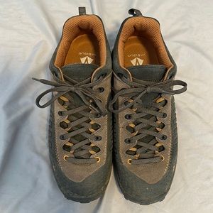 Men’s Vasque Hiking Boots, Size 8.5